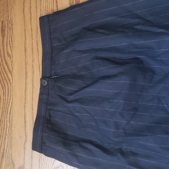 Giorgio Armani Classico Vintage Pencil Skirt - Picture 5 of 6